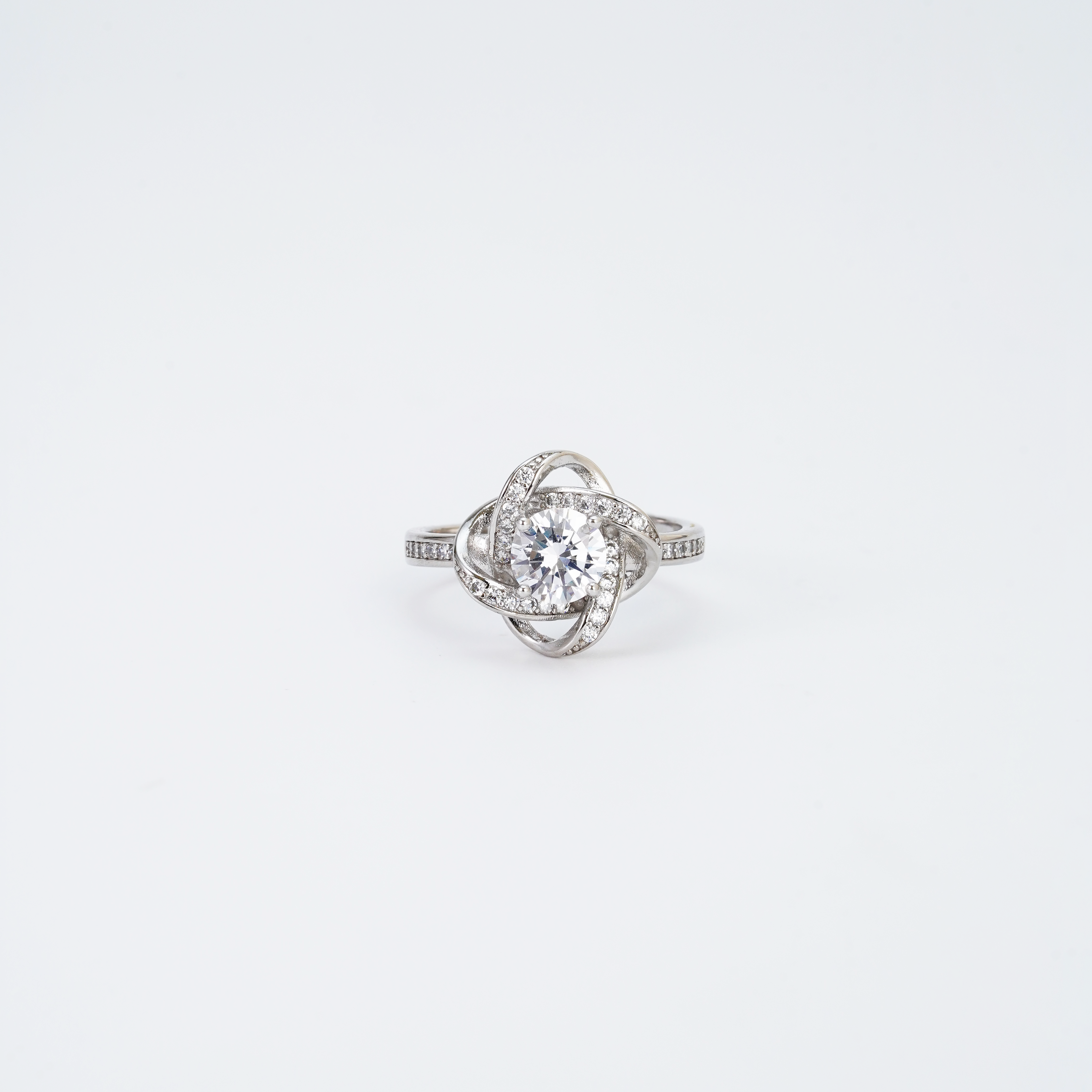 White Gold Version Love Knot Ring