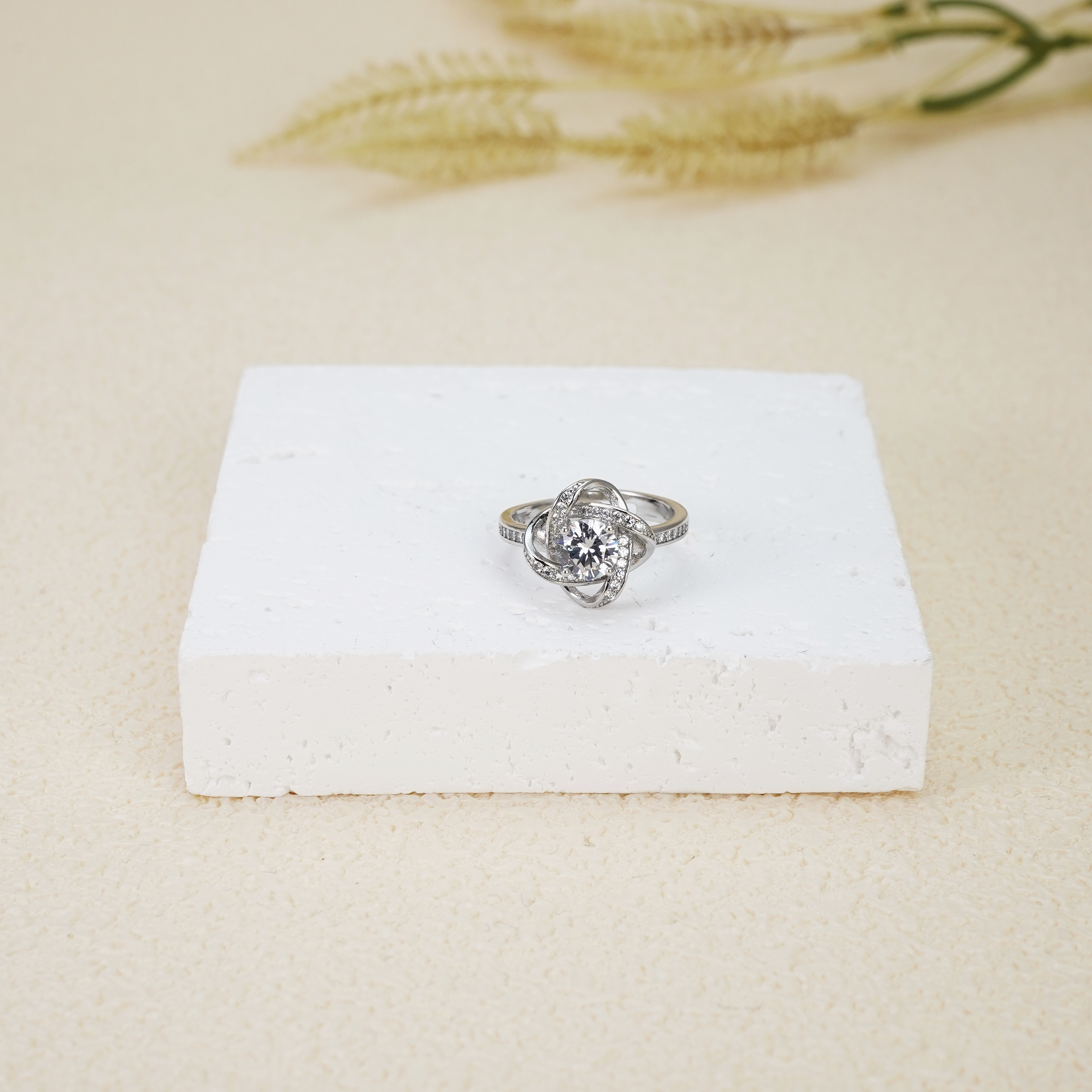 White Gold Version Love Knot Ring